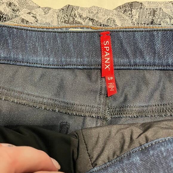 Spanx Women's Jean-ish Ankle Leggings in dark blue women’s size small - Picture 8 of 8